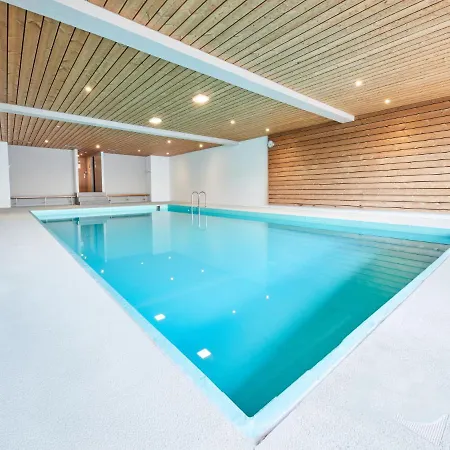 Apartment Hameau D12 By Interhome